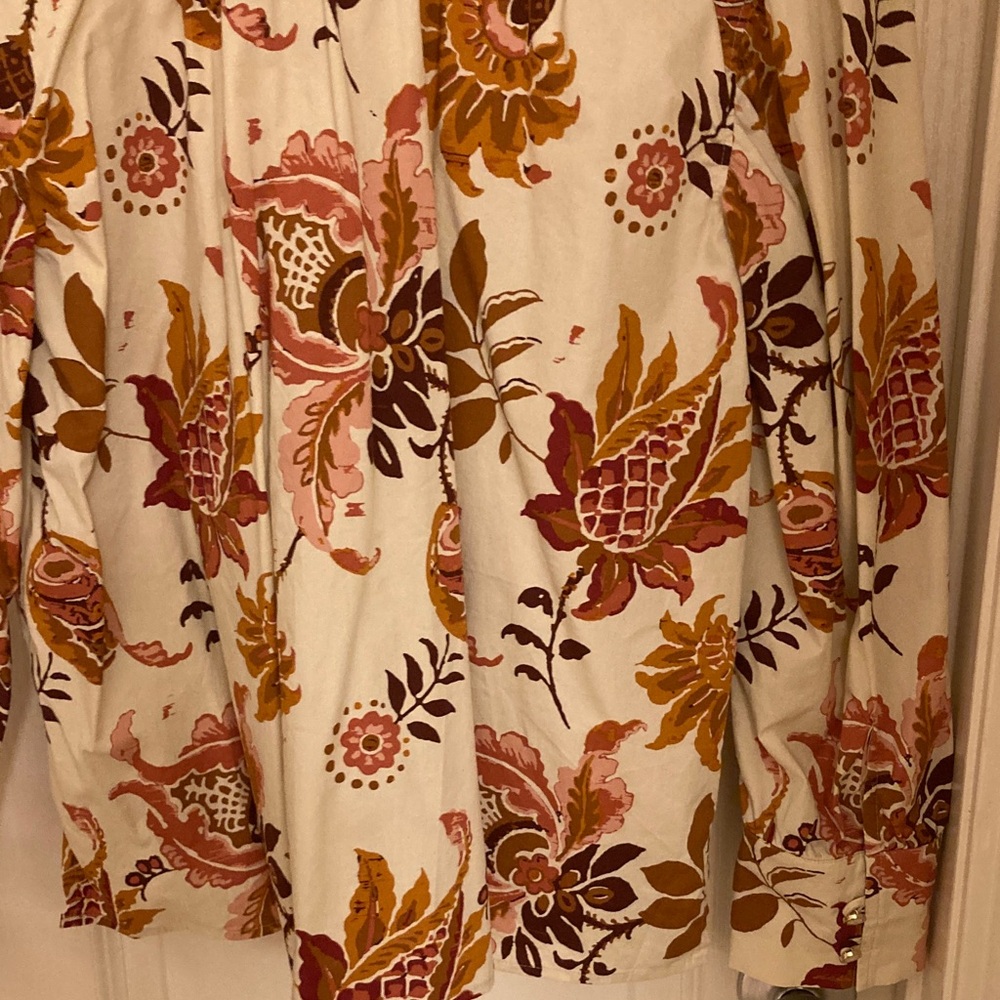 Floral Print Women's Blouse - Picture 12 of 13